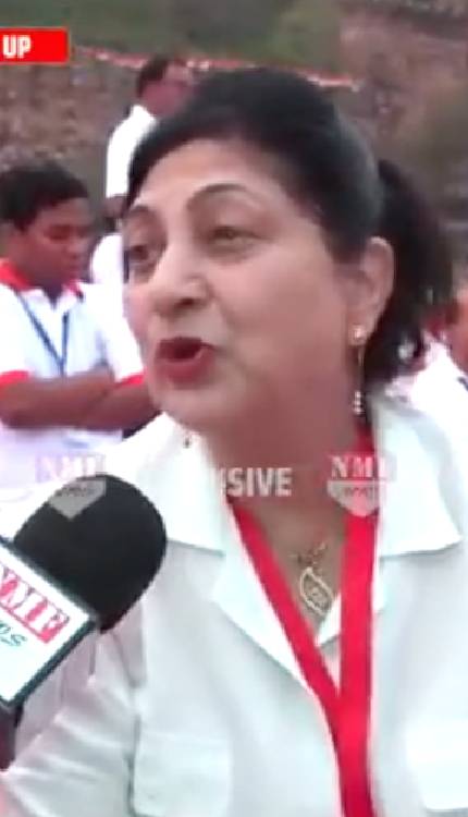 Jhansi के किले पर Yoga करने आई महिला ने बताया Yogi का कौन सा डायलॉग सबसे अच्छा लगता है?