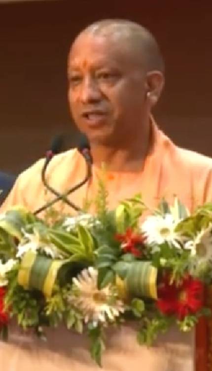 सपा-बसपा राज में कैसा था UP… Yogi ने कुकुरमुत्तों का नाम लेकर समझा दिया!