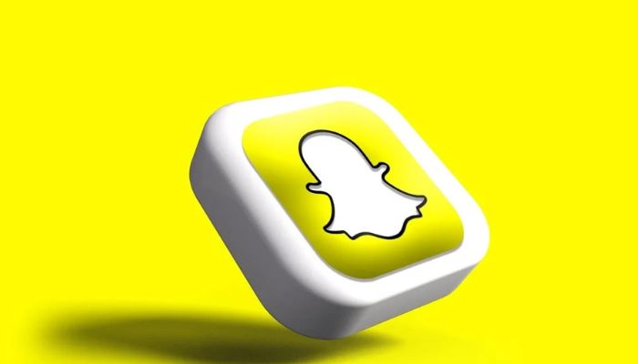 सिर्फ Snap भेजो नहीं, अब Snap से कमाओ भी! जानिए Snapchat Spotlight का फायदा