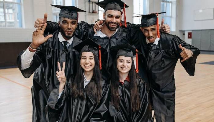Internship Scheme: सरकार दे रही है इंटर्नशिप करने का मौका, पढाई के बाद तुरंत मिलेगी ये सुविधा