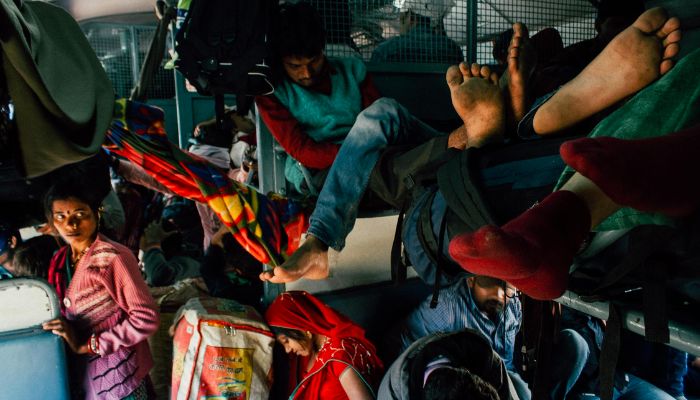 Indian Railway: दिवाली छठ- पूजा पर यात्रियों को मिली बड़ी सौगात, रेल मंत्री ने दी सीट मिलने की गारंटी
