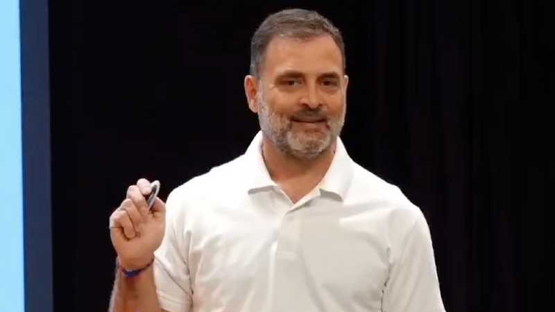 Genz को भड़का रहे Rahul Gandhi को देश की जनता ने 'भेड़िया' और 'देशद्रोही' बताकर बवाल काट दिया!