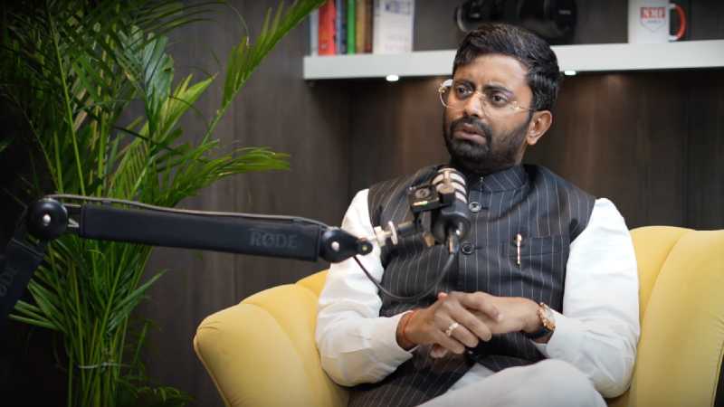 Tejashwi Yadav के डांस करने के पीछे राज़ Rohit Singh ने ढूंढ निकाला: Bihar Election