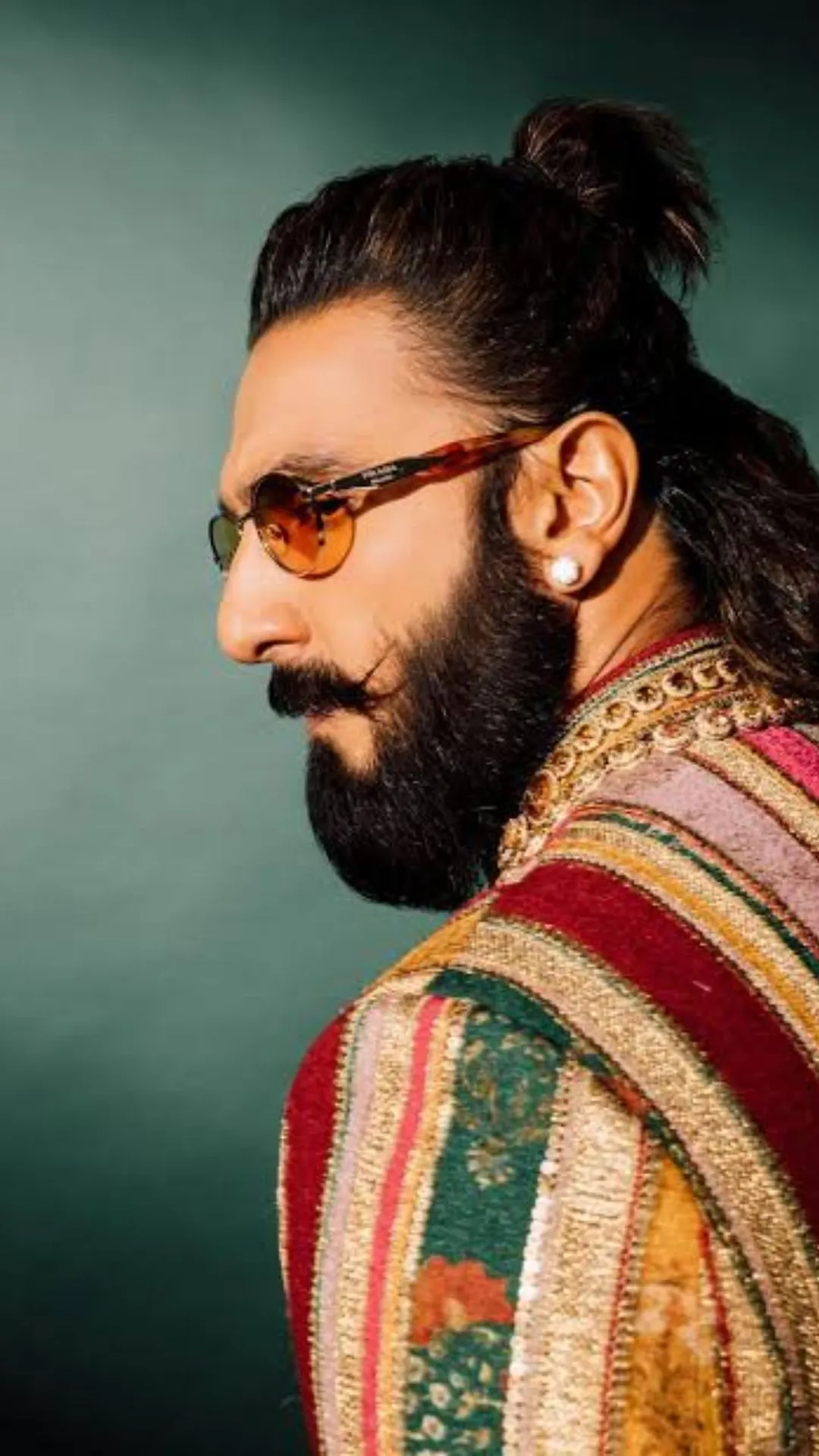 रणवीर सिंह लेकर आ रहे 7 बड़ी बिग बजट फिल्में, नंबर 2 वाली तोड़ेगी सारे रिकॉर्ड!