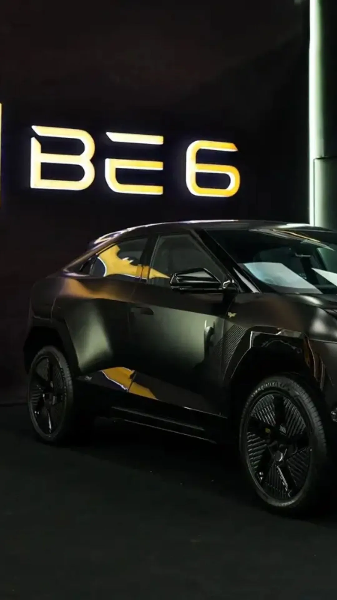 Mahindra Batsman Edition : दमदार डिज़ाइन और पावरफुल परफॉरमेंस का नया अनुभव