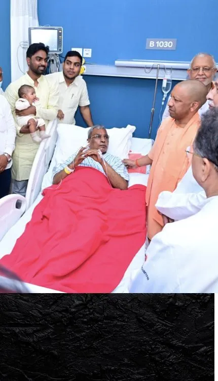 मंत्री ओपी राजभर को देखने अस्पताल पहुंचे CM योगी आदित्यनाथ