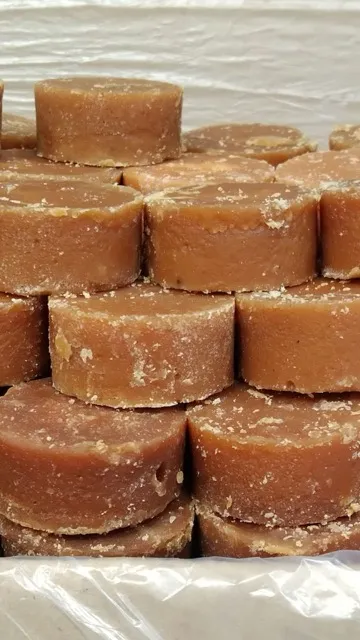 पाचन शक्ति को करे मजबूत, खून की कमी होगी दूर, जानें गुड़ के फायदे