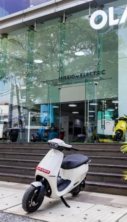 Ola Electric ने कम कीमत में EV खरीदने का दिया मौका