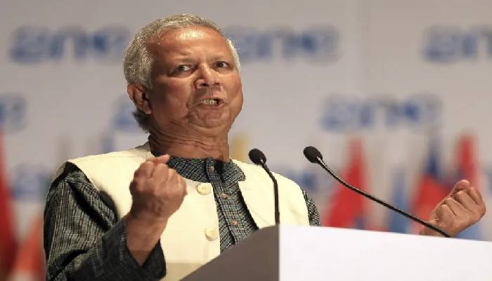 बांग्लादेश के आर्मी चीफ ने अंतरिम सरकार की निकाली हवा, 9 महीने में ही घुटा मोहम्मद यूनुस का दम, इस्तीफा देने की दी धमकी