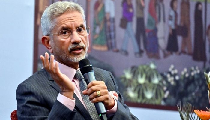 'हम 8 दशकों से झेल रहे', संयमता का उपदेश देने वाले पश्चिमी देशों को जयशंकर ने जमकर सुनाया, कहा- आपको सब ठीक दिख रहा...